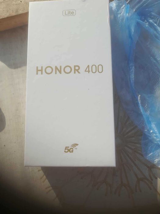 Vind  telefon Honor 400