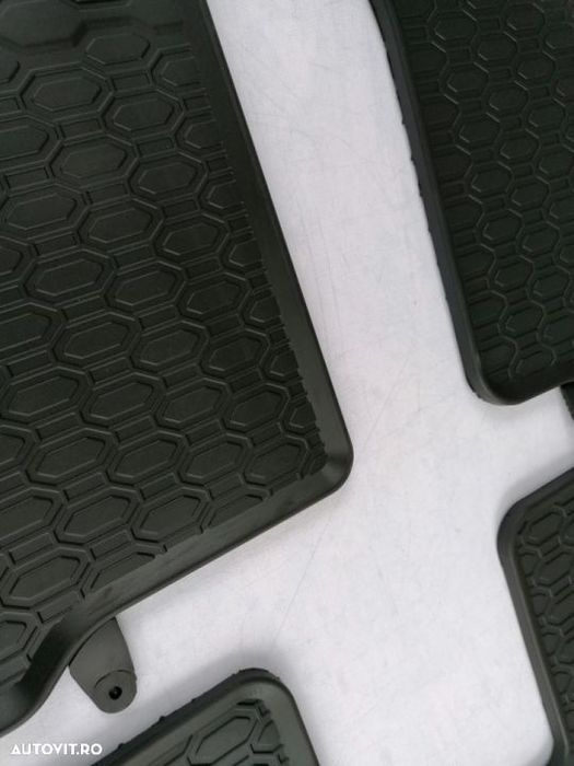 Covorase cauciuc Mitsubishi Outlender 3