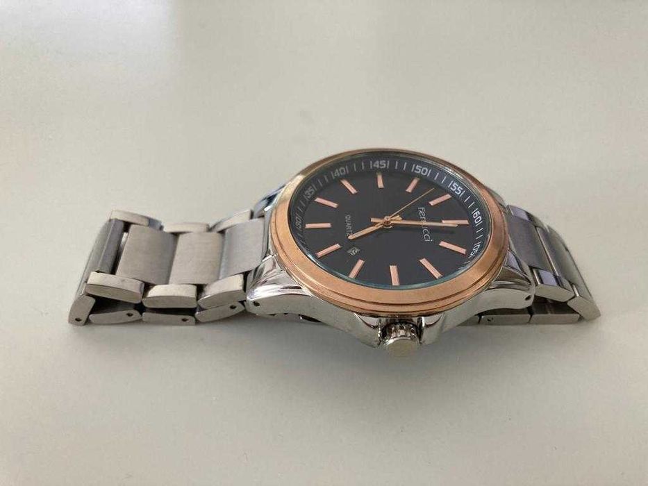 Ceas analogic Ferrucci