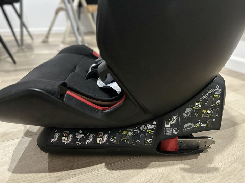 Scaun auto ISOFIX Britax Romer ADVANSAFIX IV R Cosmos Black, 9-36 kg