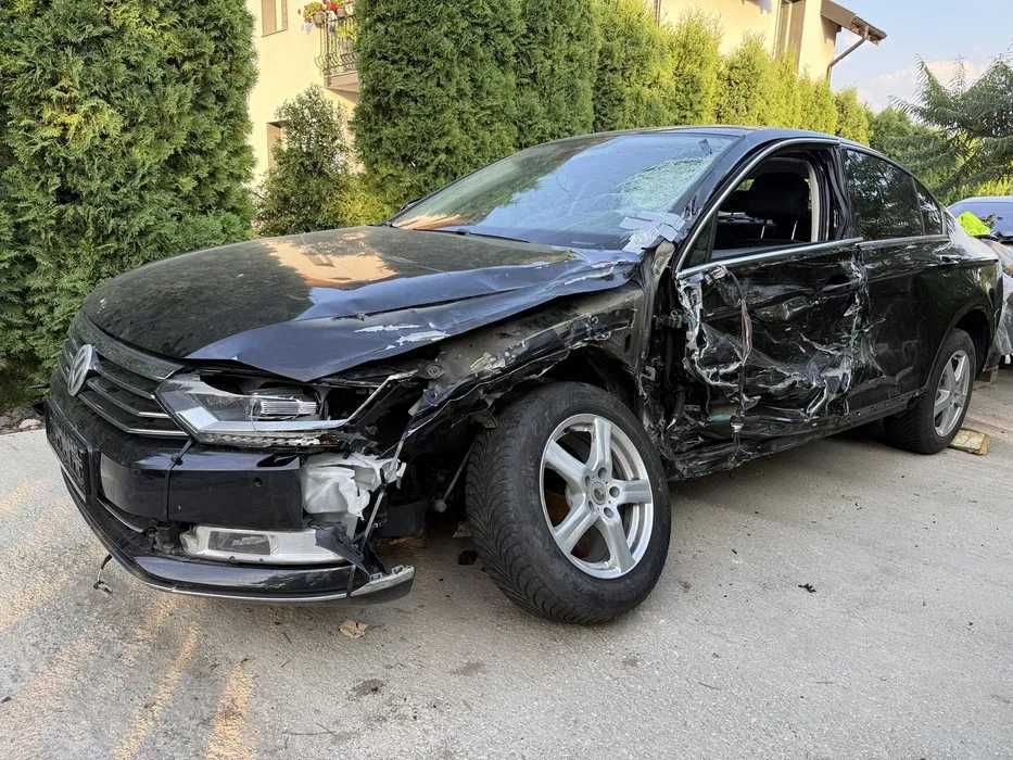 Dezmembrez VW Passat B8 Sedan 2.0TDI BlueMotion DFCA 190 cai DSG 6 QMN