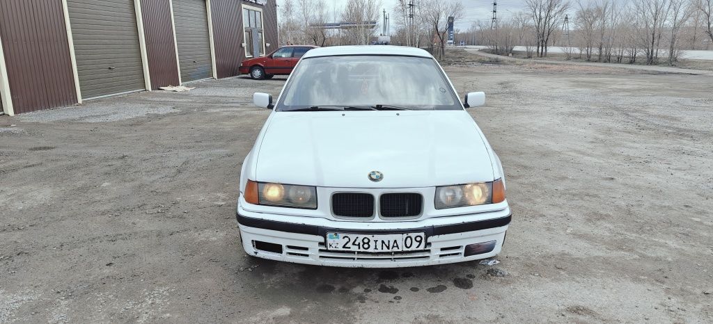 BMW e36 2.5 автомат