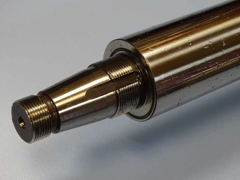 Шпиндел за плосък шлайф L-715 mm