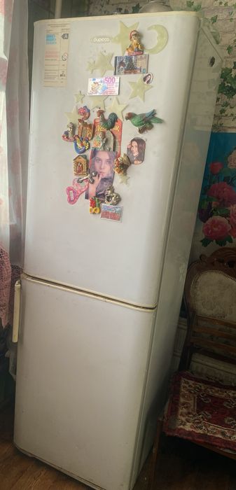 Продам холодильник