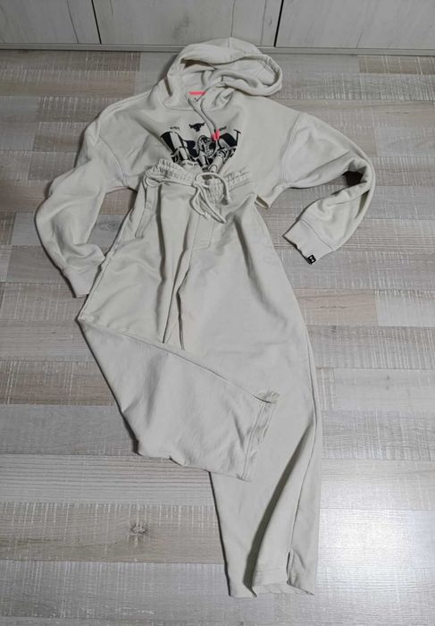 Дамски екип от 2-части