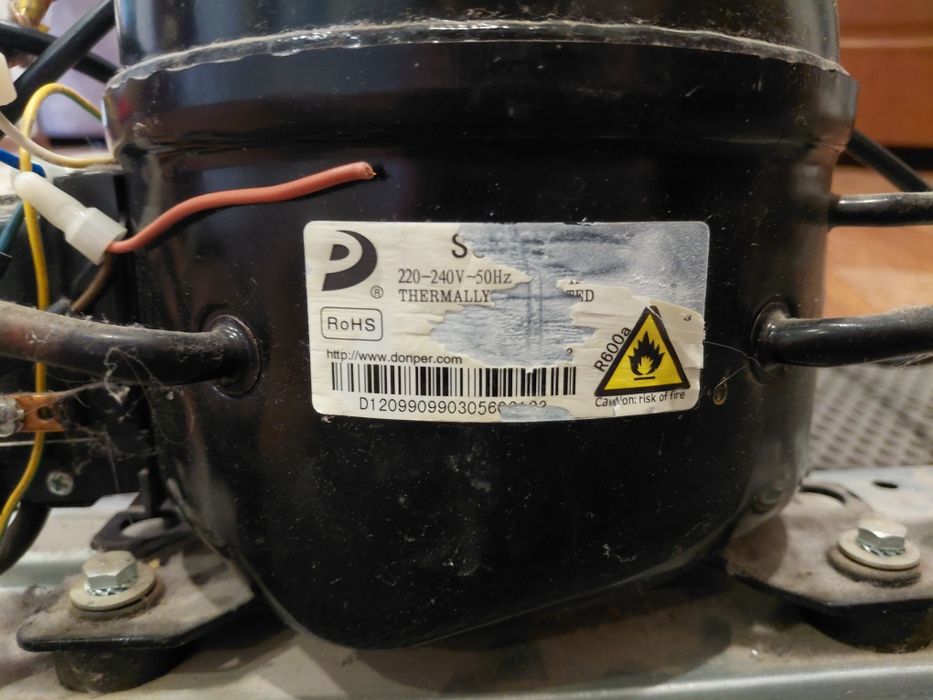 Компрессор холодильника