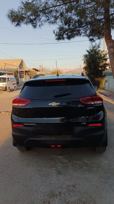 Srochna sotiladi Trekker 2