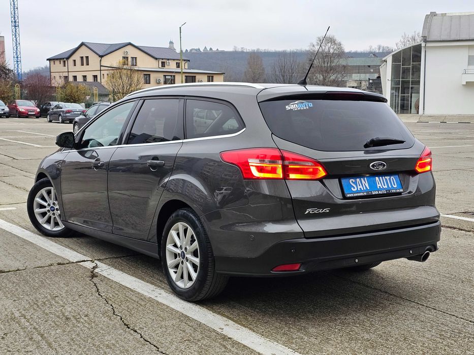 Ford Focus 2015 2.0 TDCi 150 CP euro 6 automata / RATE fara avans