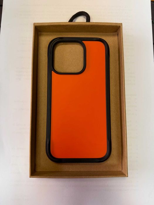 Husa Rugged Nomad Orange Iphone 14 PRO