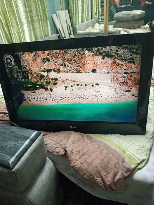 Телевизор продам