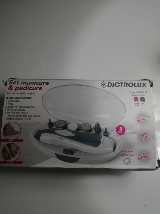 Комплект за маникюр и педикюр преносим бял/розов цвят