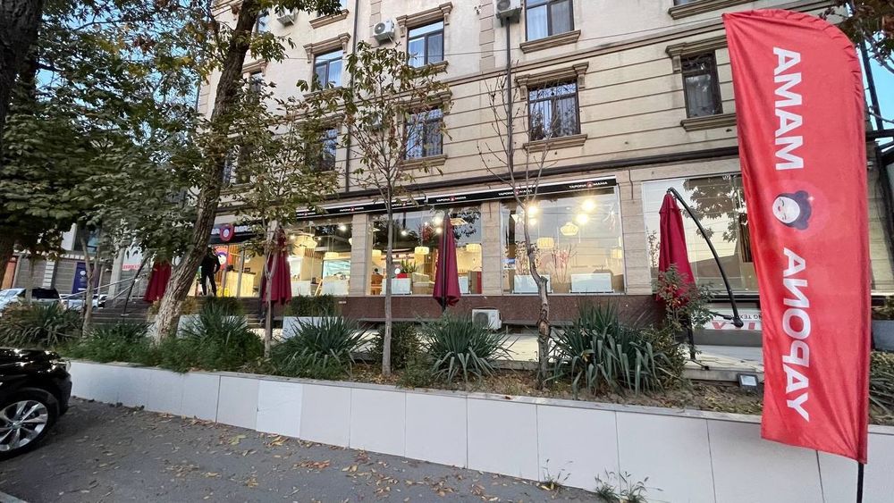 Нежилое помещение с готовыми арендатором. Площадь: 700 м²