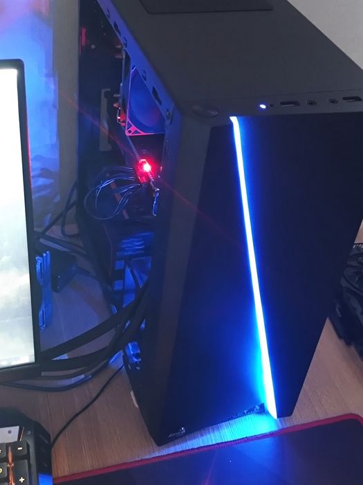 Корпус для ПК AeroCool