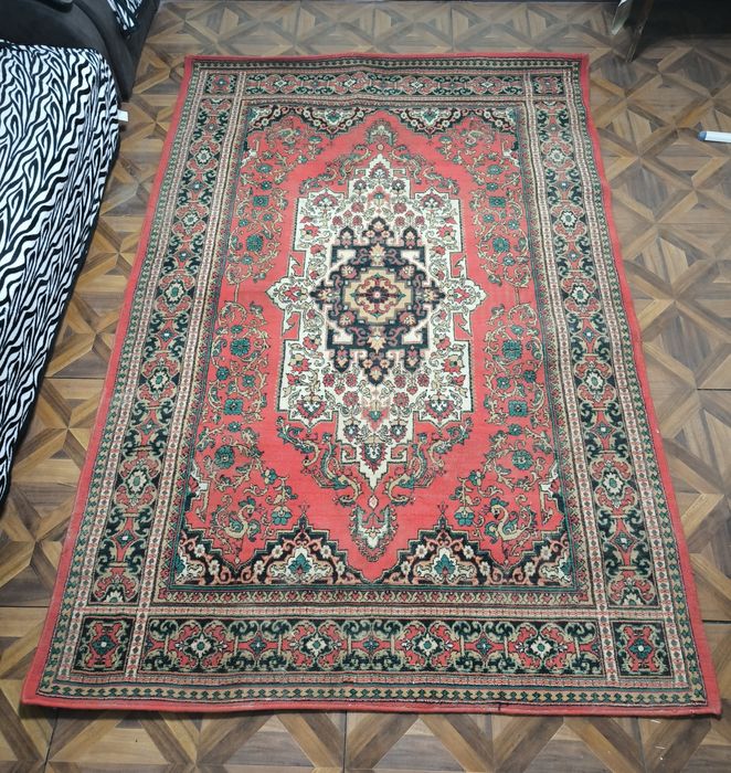 Ковер шерстяной .