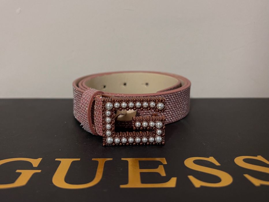 Дамски колан Guess