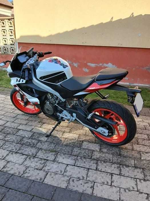 Aprilia RS 457 an fabricatie 2024 *** 980 km ***