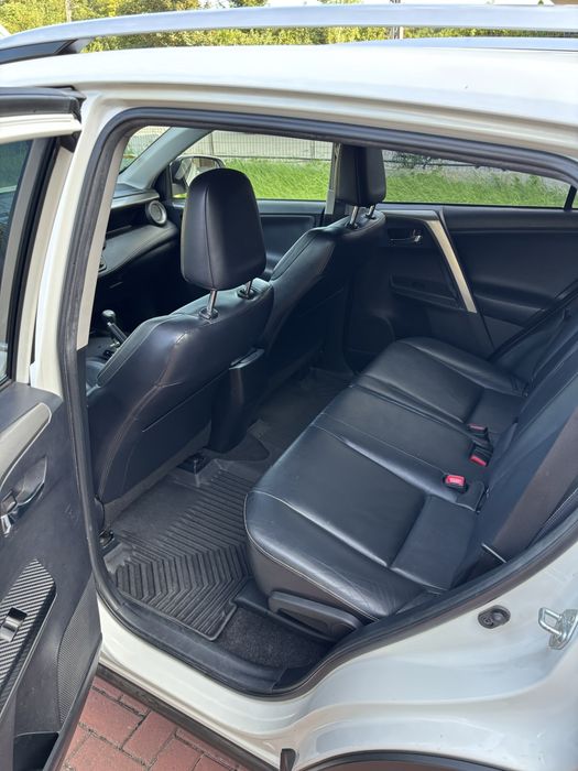 Toyota Rav 4 FULL automat 2.2 diesel 2013