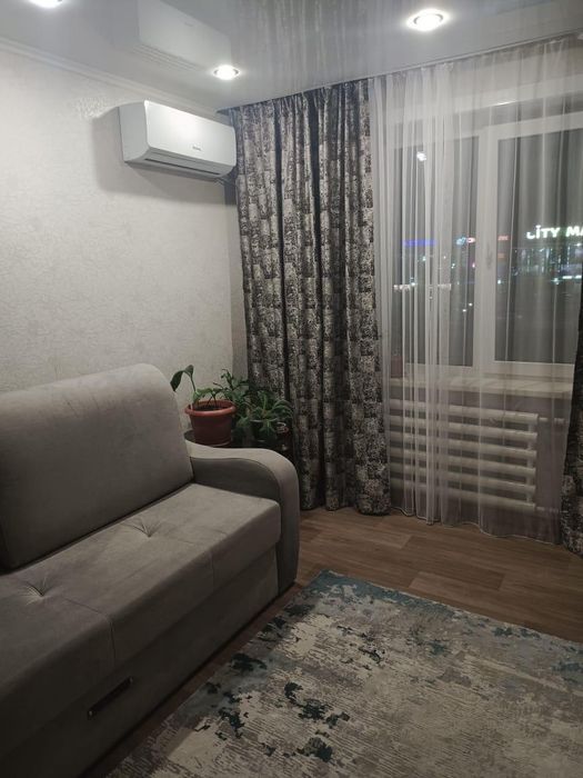 НЕДОРОГО 1-к кв с большой кухней на 3 этаже в районе Сити Молла!