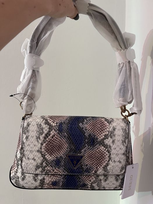 Geanta guess noua