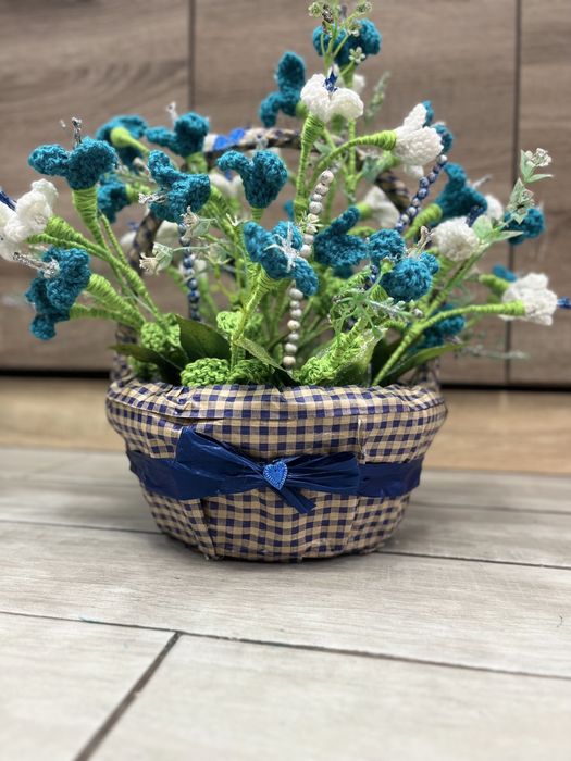 Ръчно изработени цветя/кошници