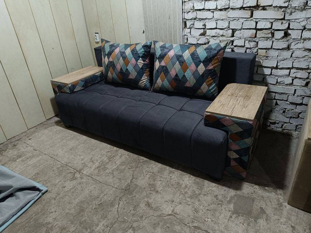 Фабричный Раскладной диван-кровать-столик