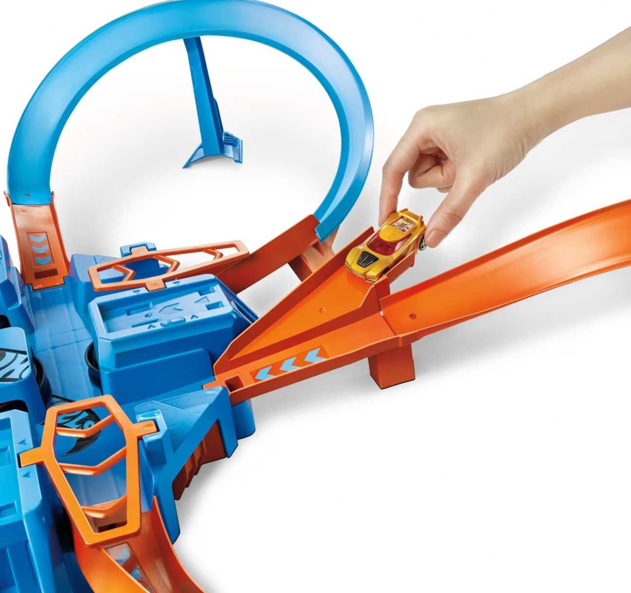 Hot Wheels писта, Criss Cross Crash