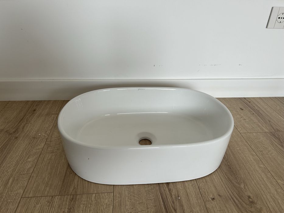 Lavoar oval pe blat Fluminia