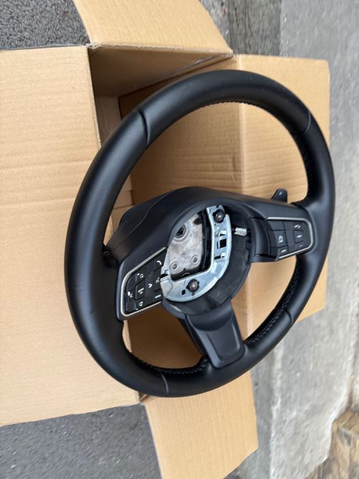 Volan piele cu comenzi si padele Jaguar XE F-PACE