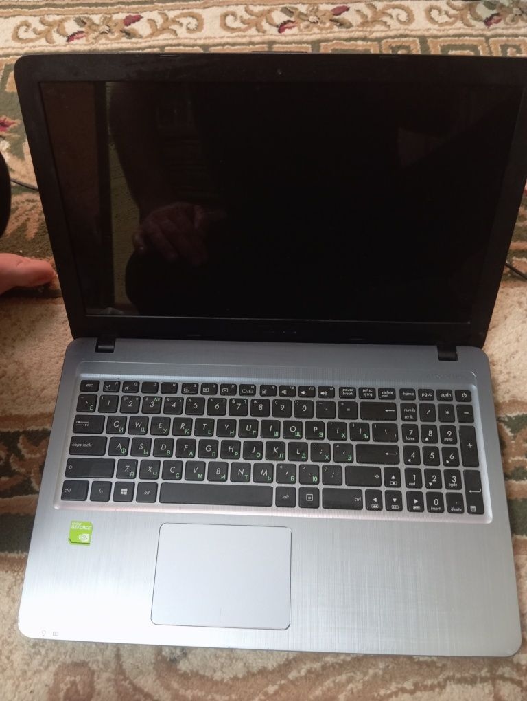 Asus x540ij core 5005u