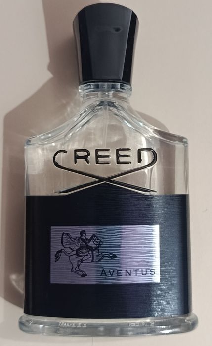 Мужской парфюм CREED AVENTUS