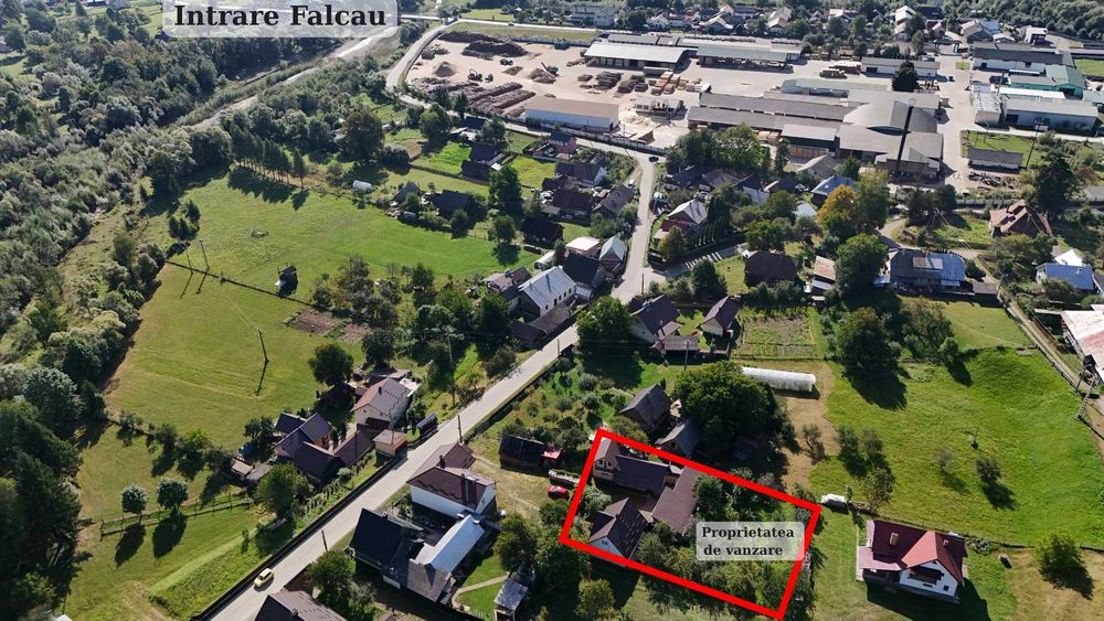 Proprietate de vanzare  (2 case in aceeasi curte+Magazie+Garaj+Grajd)