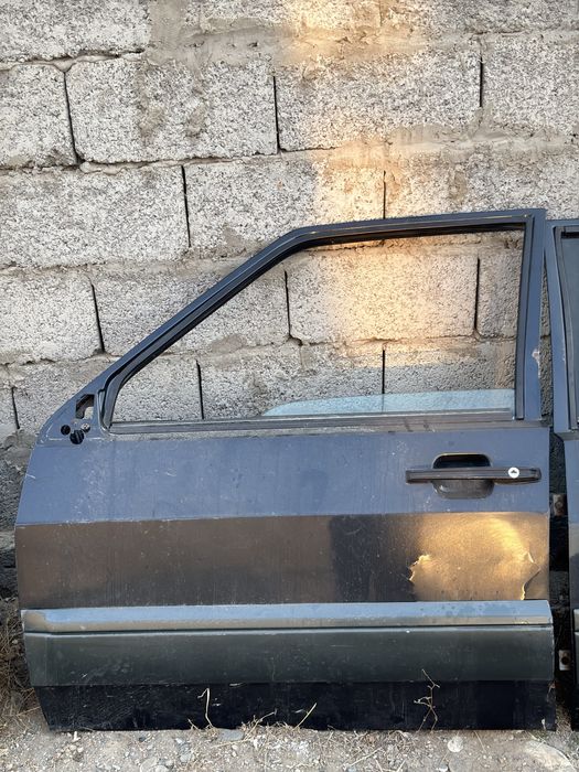 Двери на LADA 2114
