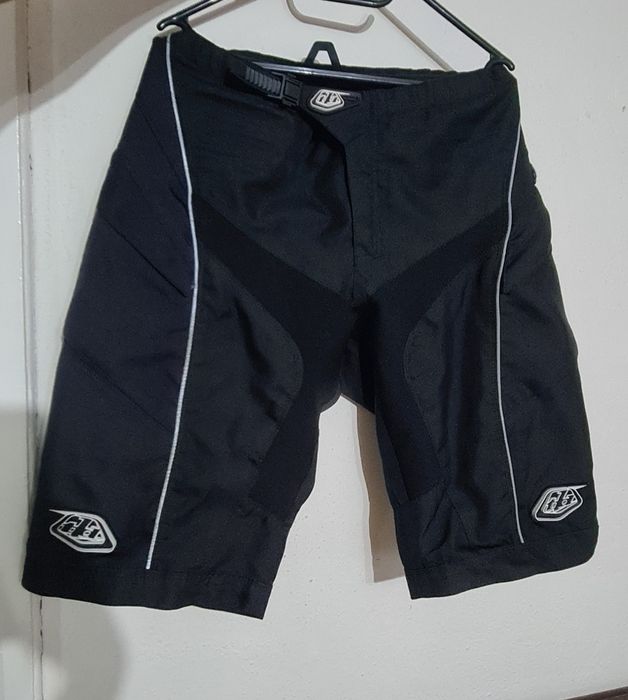 Pantaloni scurti Troyleedesigns Moto 32