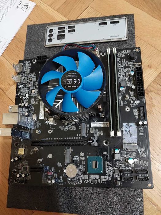 Intel i5 10400 + Medion B460H6 + 16GB Samsung 3200/2666