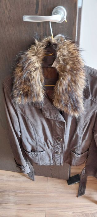 Geaca piele intoarsa