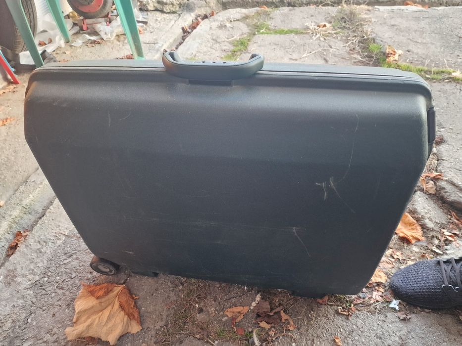 Geamantan Troler Samsonite Cu Cifru / Antifurt
