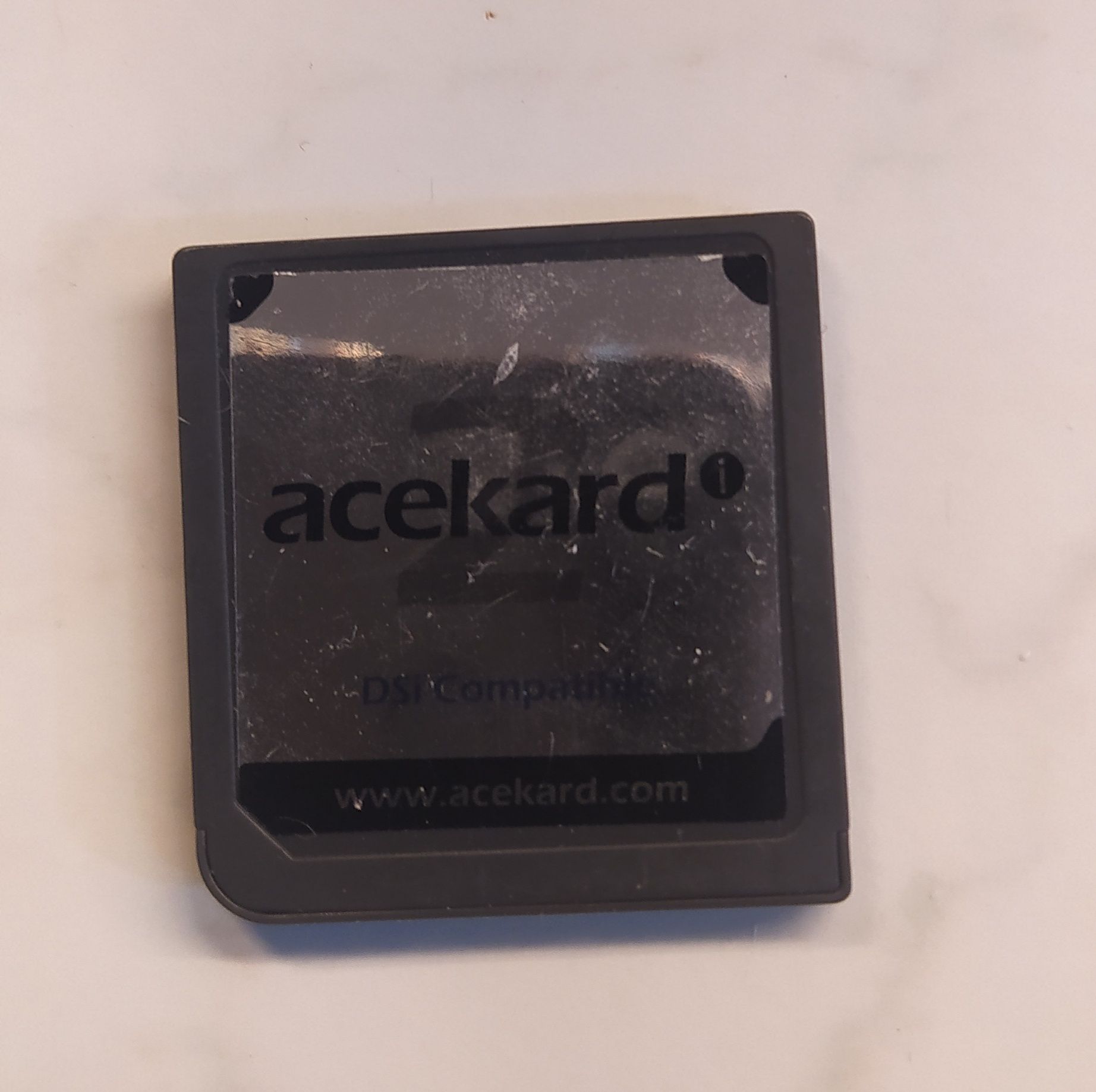 Acekard 2 compatibil Nintendo