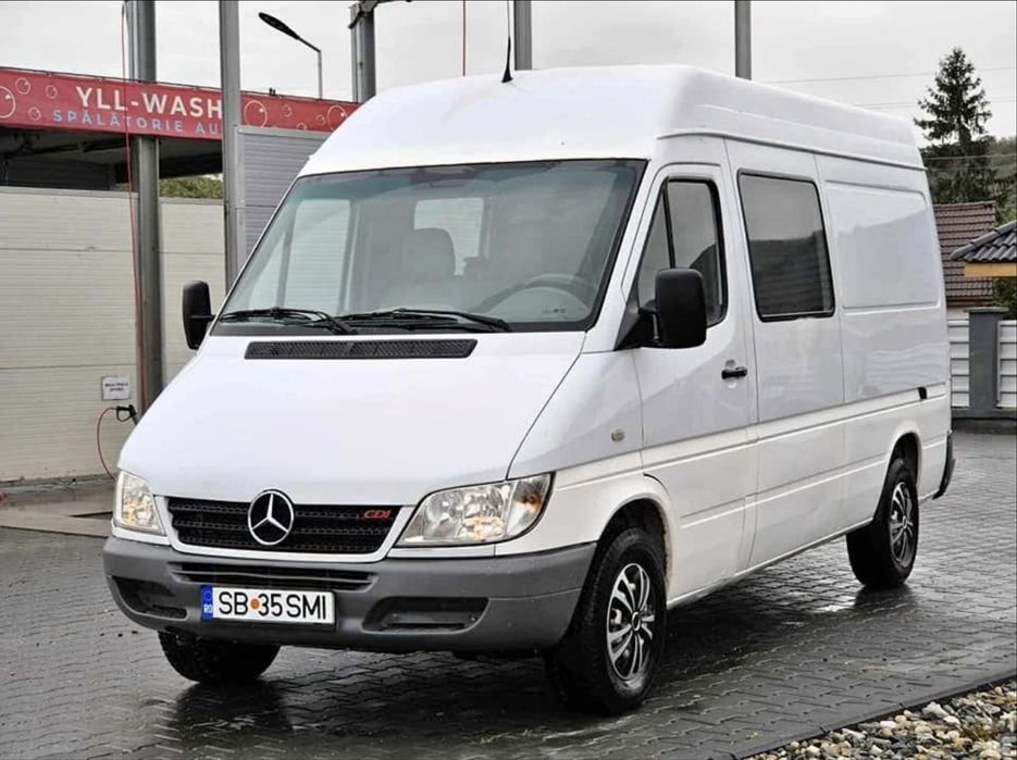 Vând Mercedes Sprinter