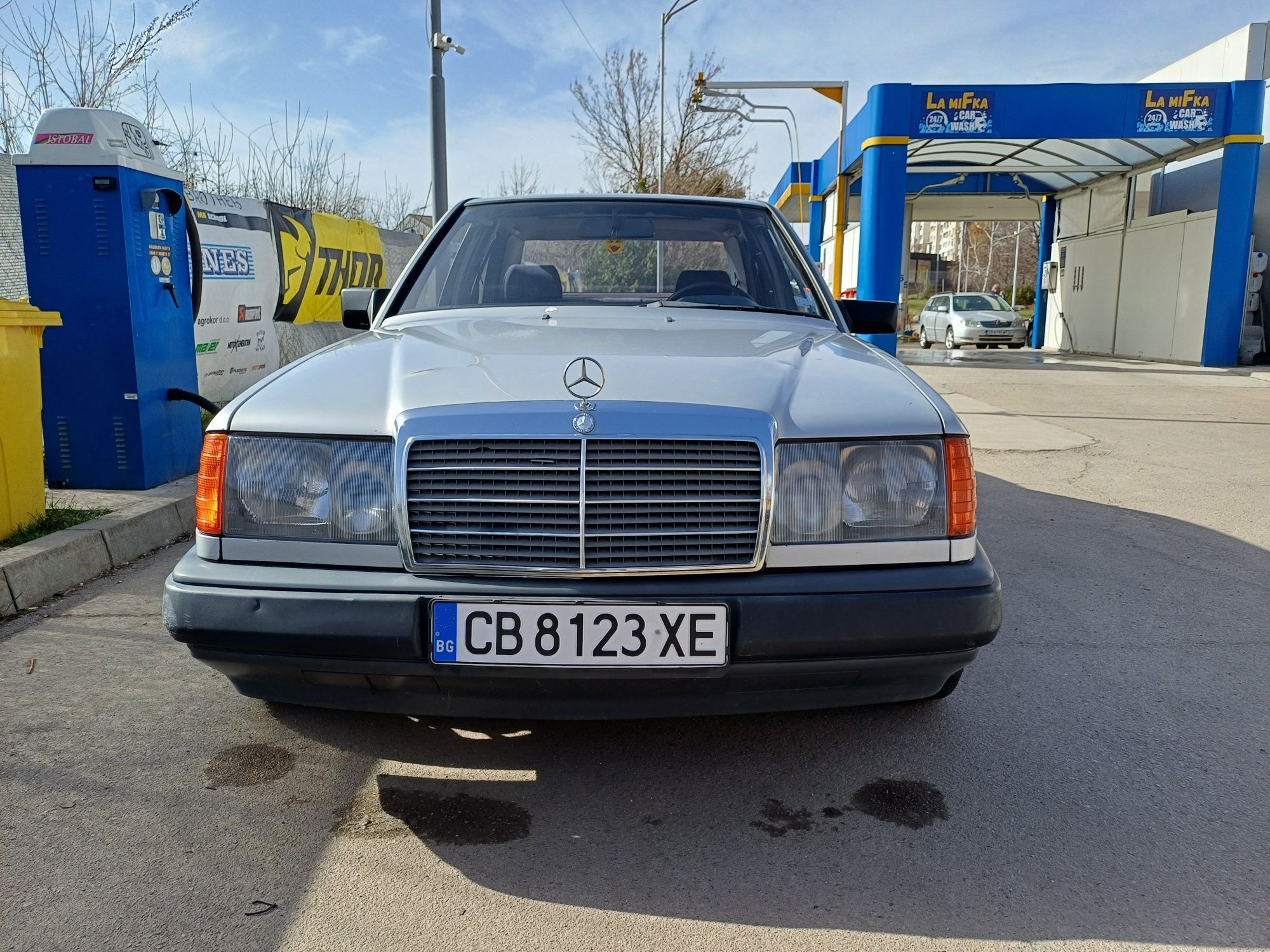 Mercedes Benz 124