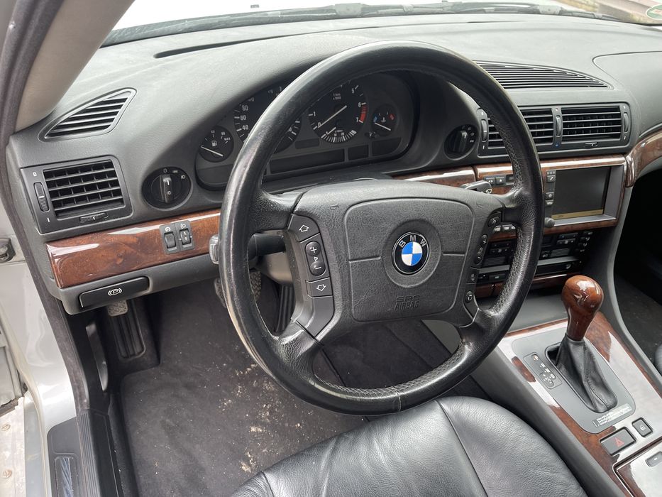 Vand bmw seria 7