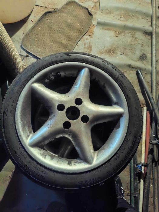 Jenti cu Anvelope 195/45R15