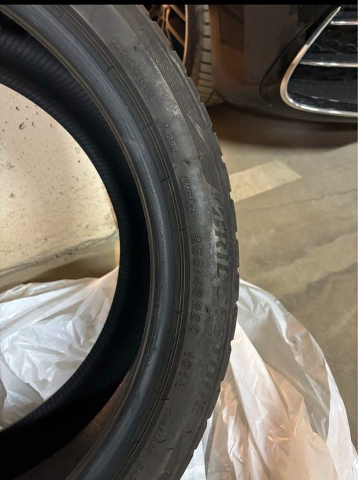 Продавам зимни гуми 255/40/20