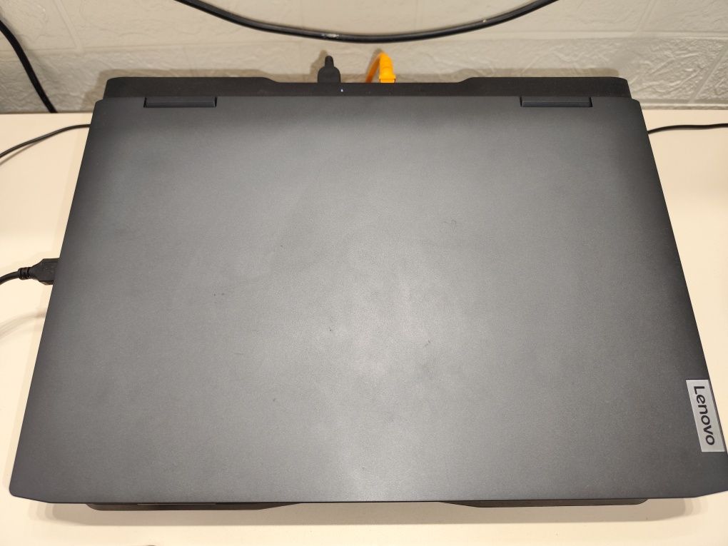 Laptop gaming Lenovo