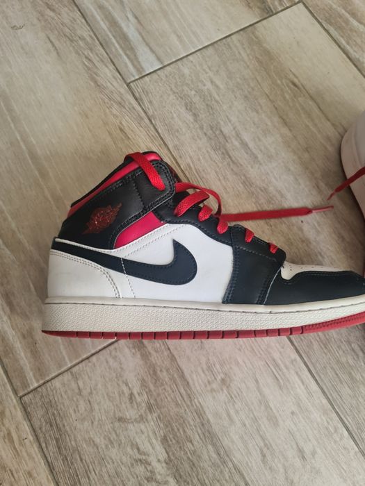 Adidasi Nike Jordan 39