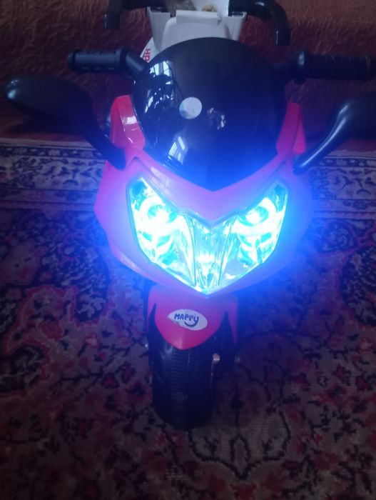 Motocicleta electrica pentru copii