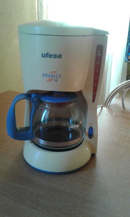 Новая кофеварка капельного типа