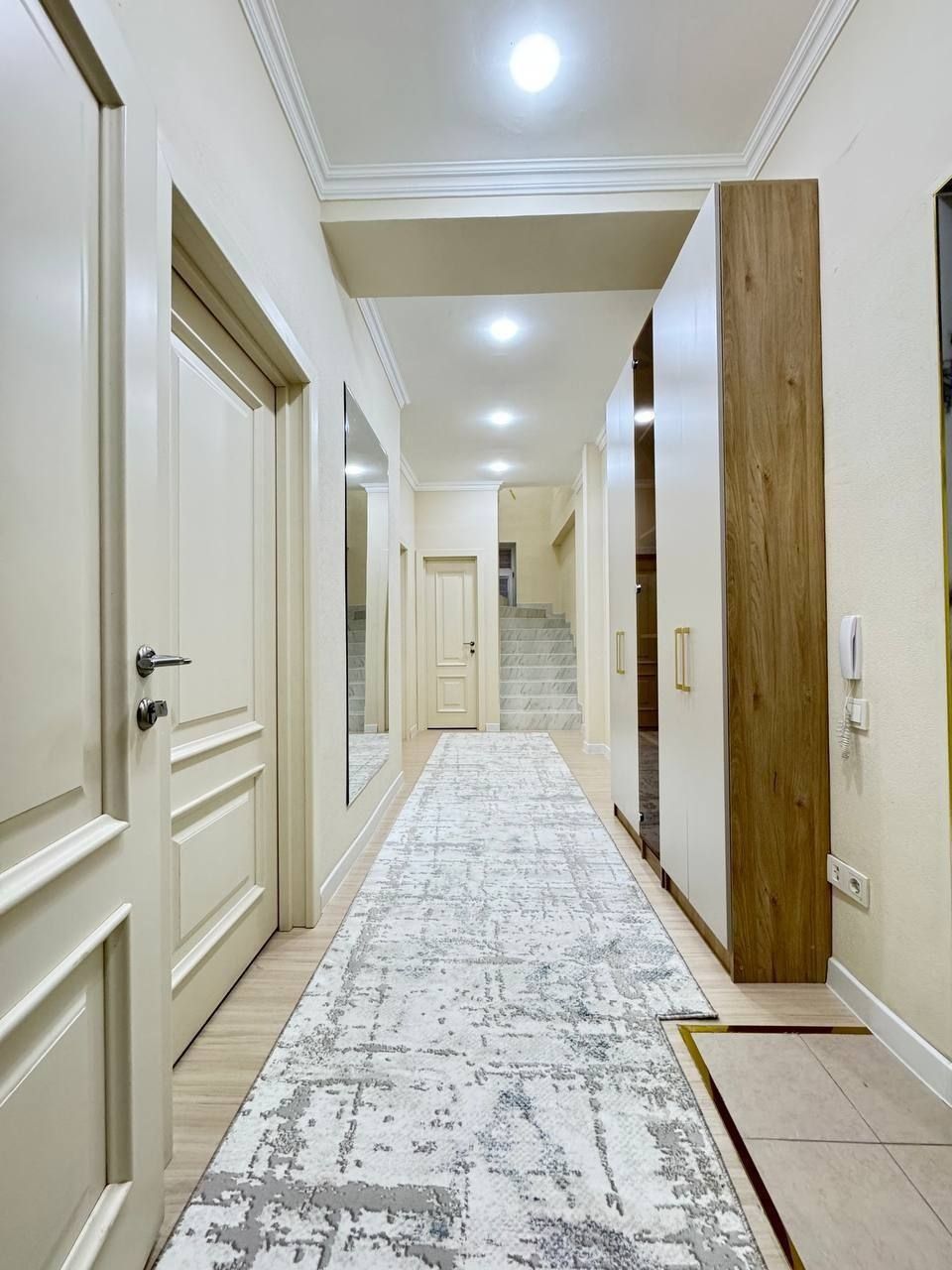 Срочно продается 4х ком квартира в новостройке, ор-р: Кушбеги, 100 м²