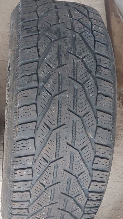 De vânzare cauciucuri!