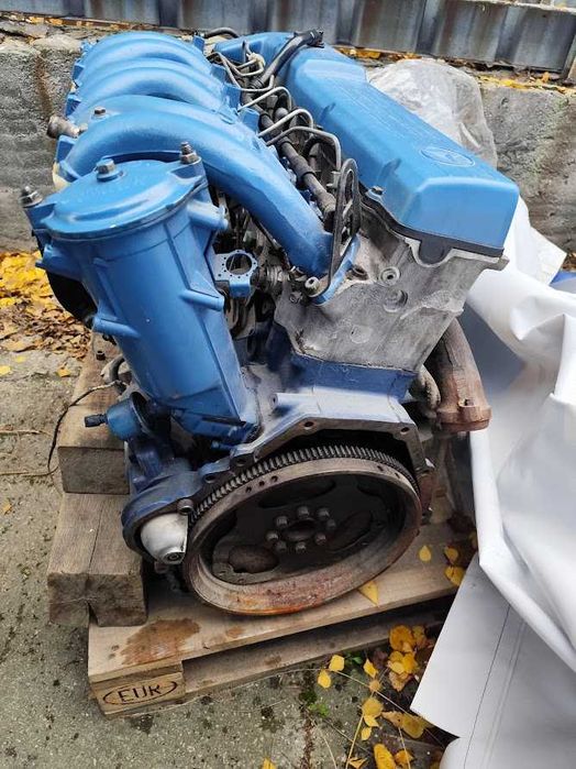 Двигател мерцедес ОМ603 -6 цилиндъра-113к.с
