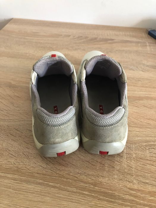 Оригинални маратонки Prada